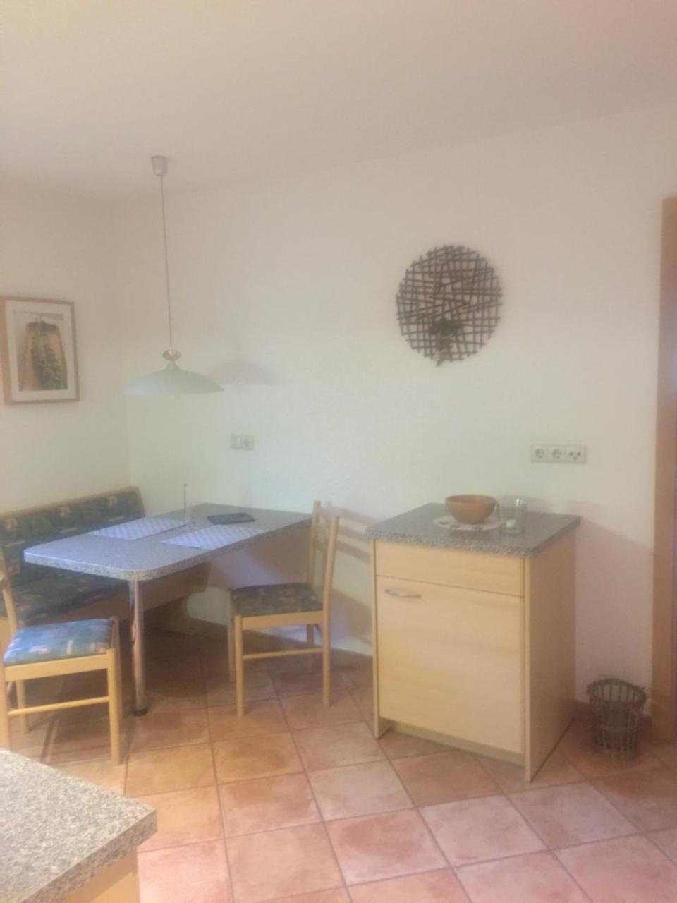 Apartments Dilln Guetl Tires Bagian luar foto